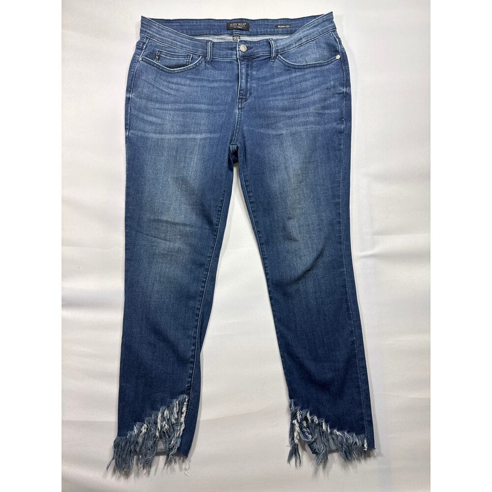 Judy Blue Women's Skinny Fit Frayed Hem‎ Blue Denim Jeans - Size 15/32 (34x27)